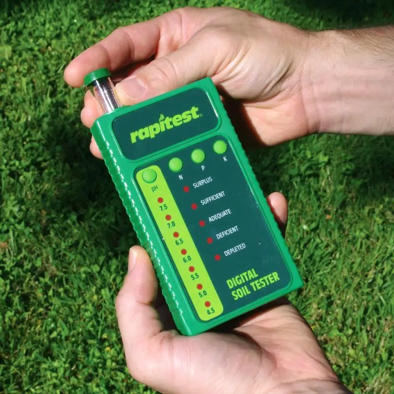 Luster Leaf® Rapitest® Digital Soil Test Kit
